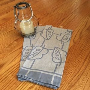 NWT Belgium Tea/Dish Towels